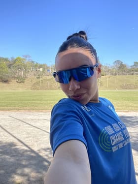 Cliente usando óculos 29